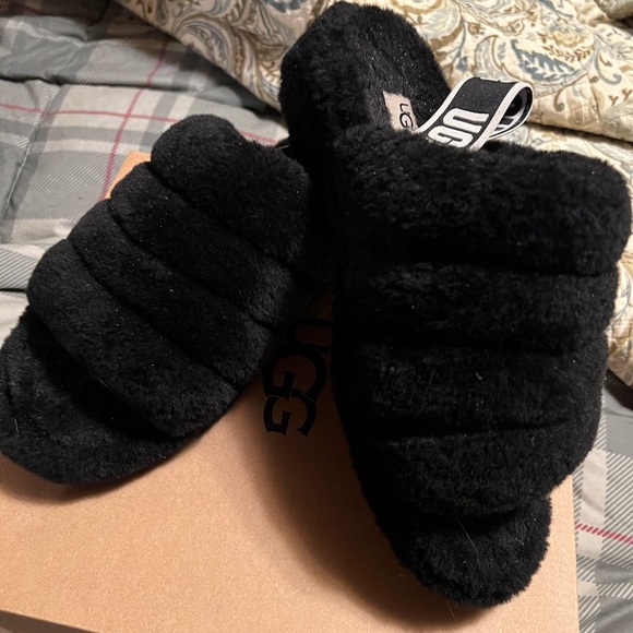 Ugg OH Yeah Slides size 9 - Picture 13 of 13